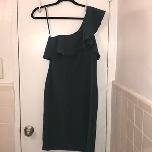 BRAND NEW! This season! This is Aus size 12 US-8